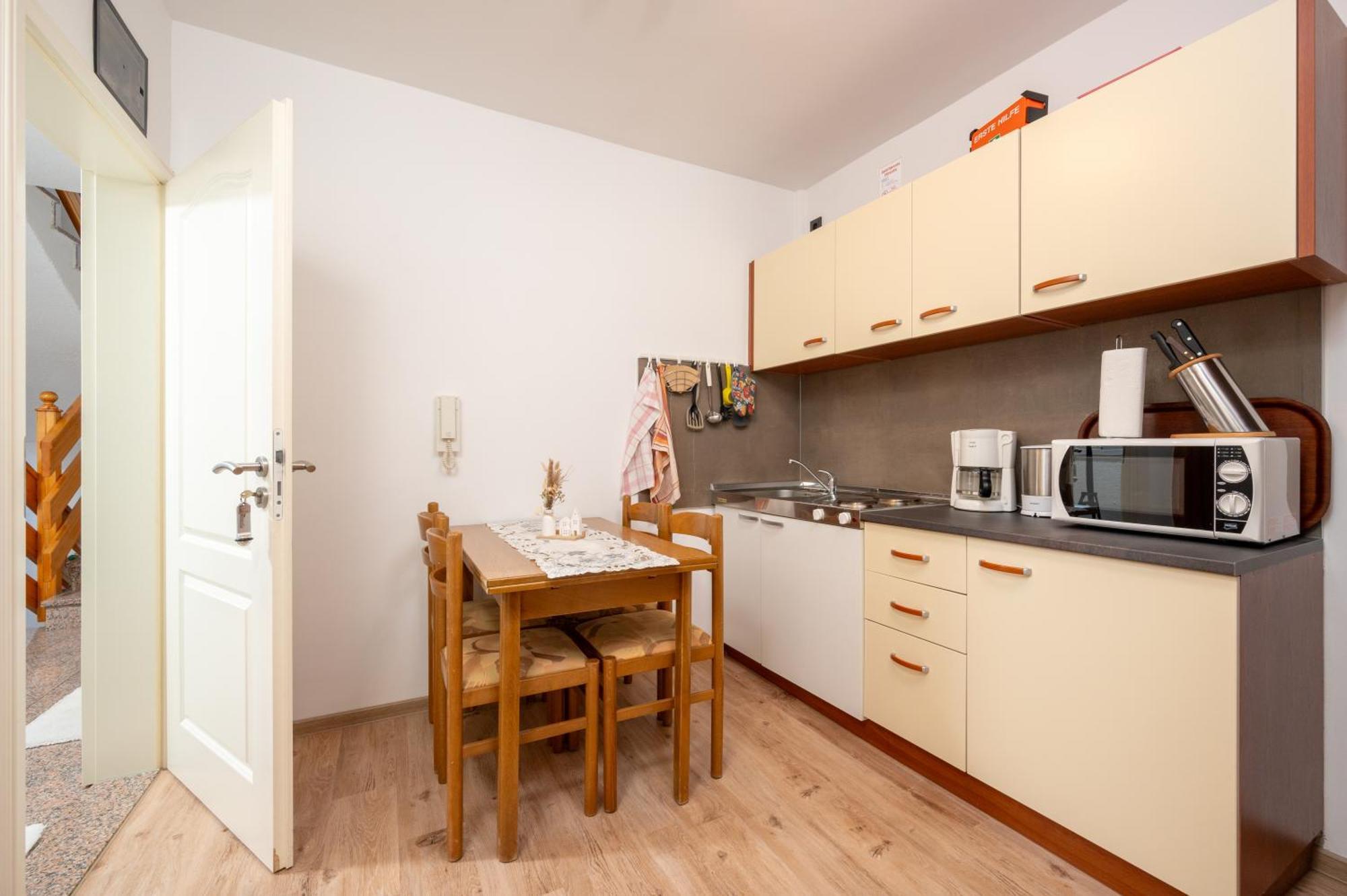 Apartments Zdravko Trogir Zimmer foto